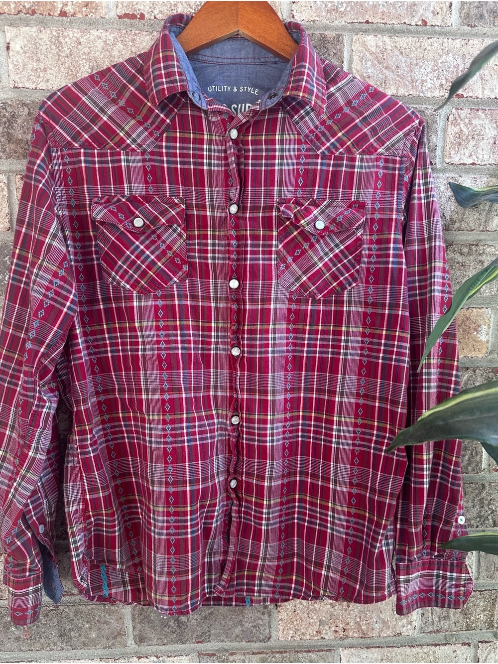 Mossimo Supply Red Plaid Western-pearl nap Button-Down Shirt athletic fit Med